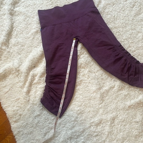 Lululemon capri leggings for women’s - Picture 6 of 12